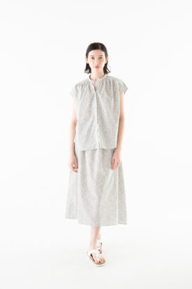 Small flower print blouse / Small flower print skirt